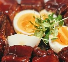 Soft-Boiled Egg Braised Pork