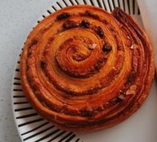 French Cinnamon Roll