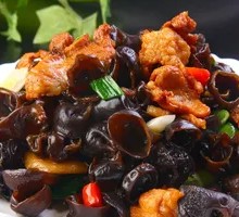 Wood Ear Mushroom Stir-Fry with Pork in Wooden Bucket Rice