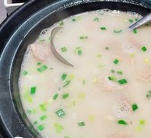 Intestine and Lung Hot Pot