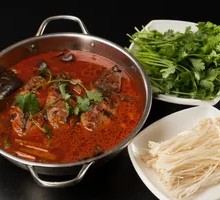 Crucian Carp Hot Pot