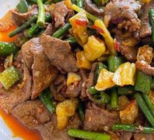 Sichuan-style Pickled Pepper Pork Liver