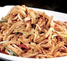 Stir-Fried Tofu Skin and Pork Strips