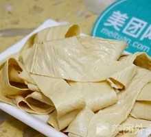 Oil-soaked tofu skin
