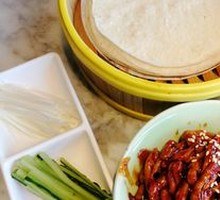 Beijing-style Shredded Pork in Soy Sauce