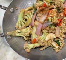 Spicy Cauliflower Hot Pot