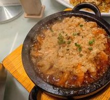 Grilled Garlic Shrimp on Stone Plate