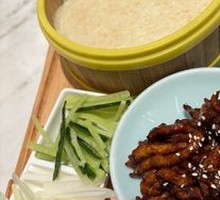 Beijing-style Shredded Pork in Soy Sauce