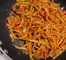 Crispy Bamboo Shoot Noodles
