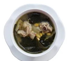 Pork Rib and Kelp Noodle Soup