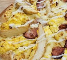 American-style Bacon & Potato Pizza