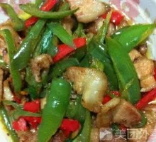 Spicy Pepper and Tofu with Pork Belly Stir-fry