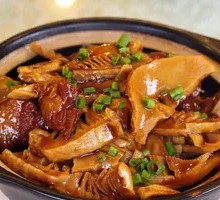Bamboo Shoots Braised Pork