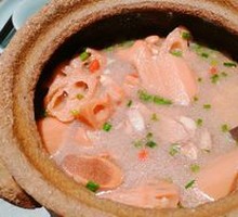 Clay Pot Lotus Root Soup