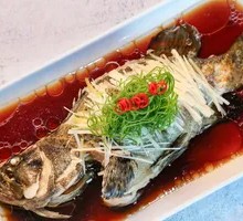 Steamed Bamboo Shell Fish with Soy Sauce