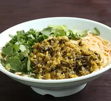 Snow Cabbage Chicken Broth Noodles