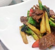 Shacha Beef with Mustard Greens