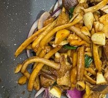 Spicy Tea Tree Mushroom Hot Pot