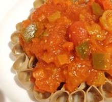Five-Tomato Sauce over Buckwheat Noodles