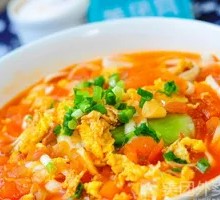 Tomato and Egg Noodle Soup