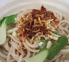 Oil-Poured Noodles