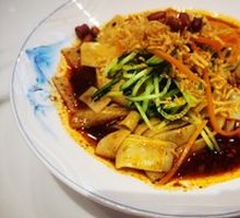 Wheat Gluten Noodles with Cold Rice Noodles