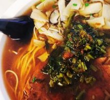 Pork Cutlet with Mushroom Noodles