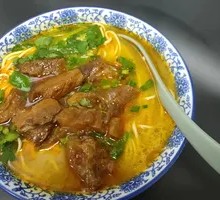 Half Meat Half筋 Noodles