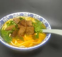 Homemade Braised Beef Noodles