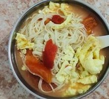 Tomato and Egg Rice Noodles