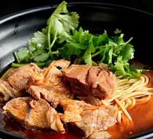 Half Meat Half筋 Noodles