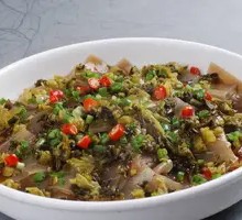 Sour Cabbage Braised Beef Noodles
