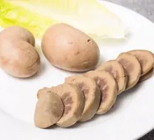 Steamed Lamb Kidneys in White Sauce