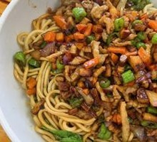 Eight Treasure Sauce Noodles