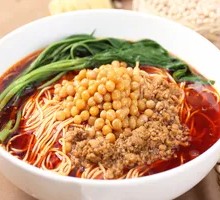 Chongqing Pea and Pork Sauce Noodles