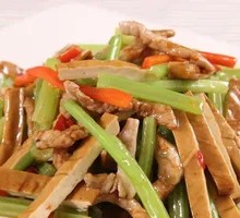 Celery Tofu Skin and Pork Rice