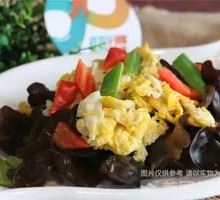 Wood Ear Mushroom Stir-Fried with Eggs