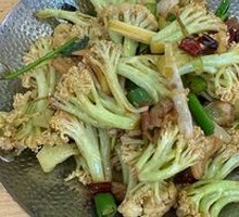 Spicy Cauliflower in Hot Pot