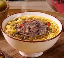 老坛酸菜牛腩面