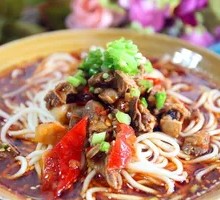 Spicy Sour Chicken Offal Noodles