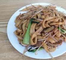 Beef and Knife-Sliced Noodles