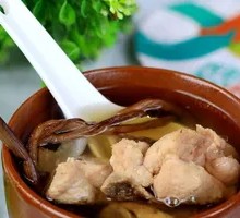 Kelp and Pork Rib Soup