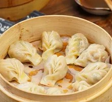 Willow Leaf Steamed Dumplings