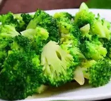 Clear Soup Steamed Broccoli