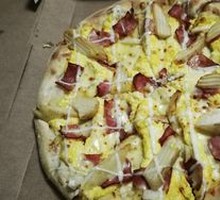 American-style Bacon & Potato Pizza
