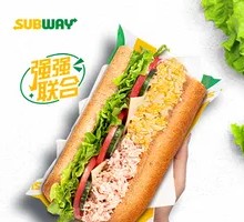 Aromatic Tuna Deluxe Sandwich