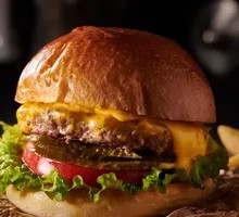 招牌芝士牛肉汉堡