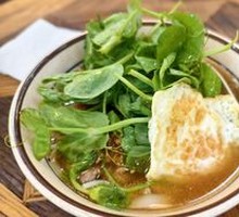 Beef Ball Rice Noodle Soup with Tender Beef