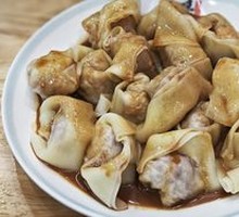 Fresh Meat and Salted Egg Yolk Dumplings