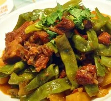 Stewed Pork Ribs with Green Beans and Potatoes